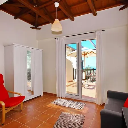 Σπίτι διακοπών Emilia House ,private Yard, 1 Km To Town, Sleeps 4 Σκόπελος